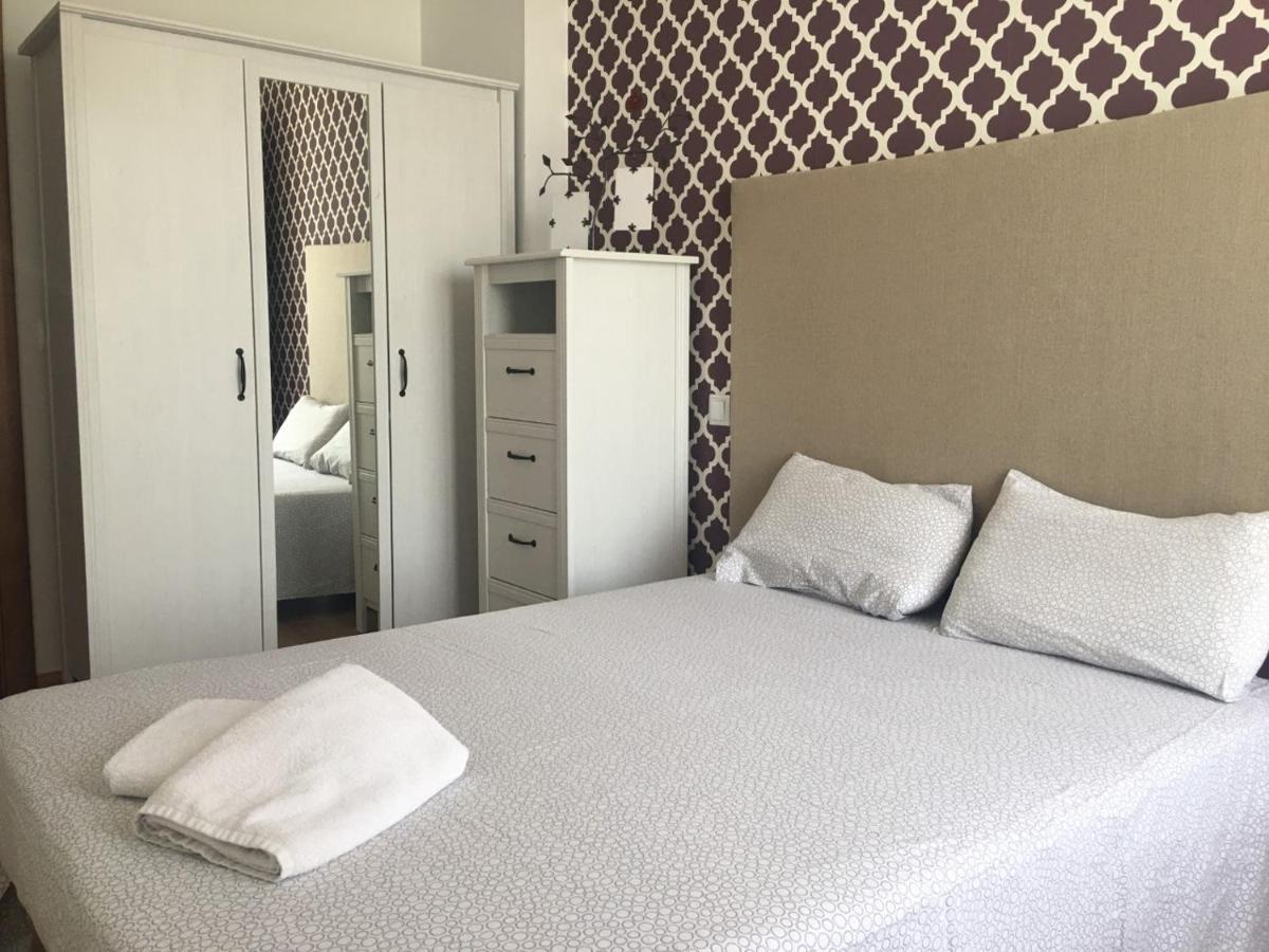 Apartamentos Turisticos Rio Gallego Fontellas  Esterno foto