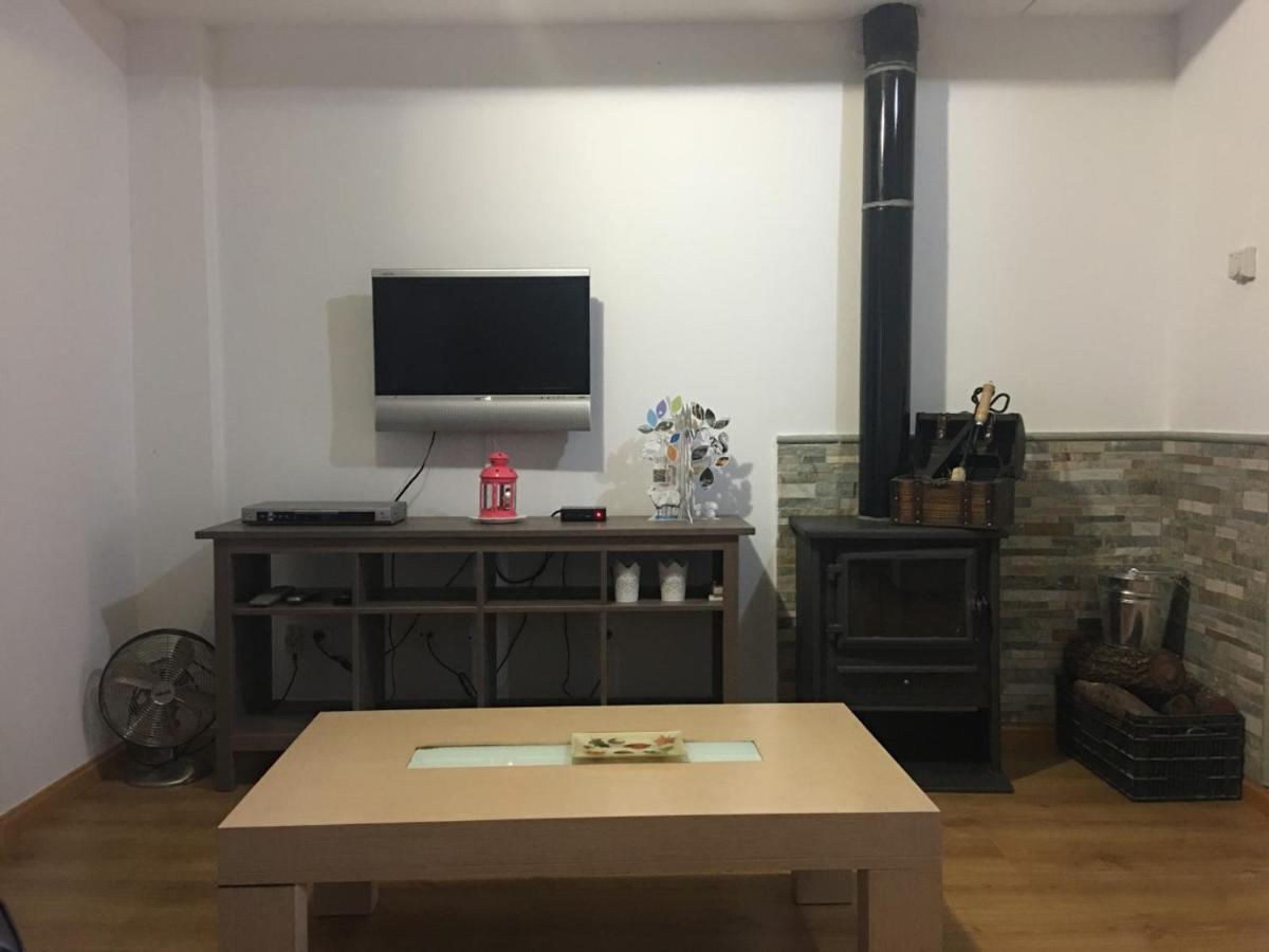 Apartamentos Turisticos Rio Gallego Fontellas  Esterno foto