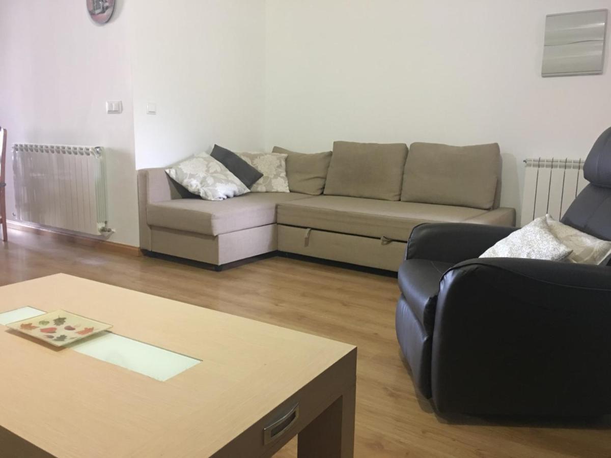 Apartamentos Turisticos Rio Gallego Fontellas  Esterno foto