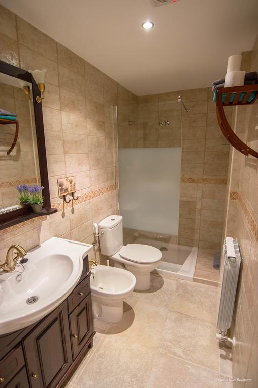 Apartamentos Turisticos Rio Gallego Fontellas  Esterno foto