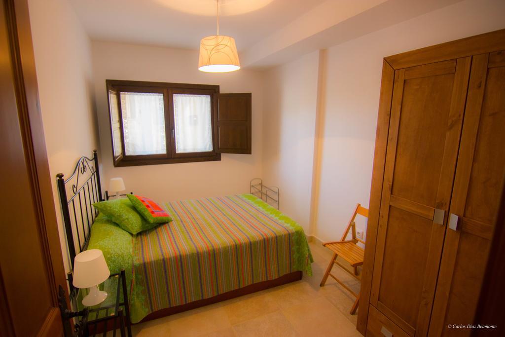Apartamentos Turisticos Rio Gallego Fontellas  Esterno foto